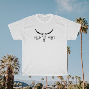 Boho Cow Skull Shirt Western Graphic Tee Longhorn Shirt Bull Skull Shirt Punchy Western Shirt Wild West Shirt Cowgirl Shirt Old West Shirt White