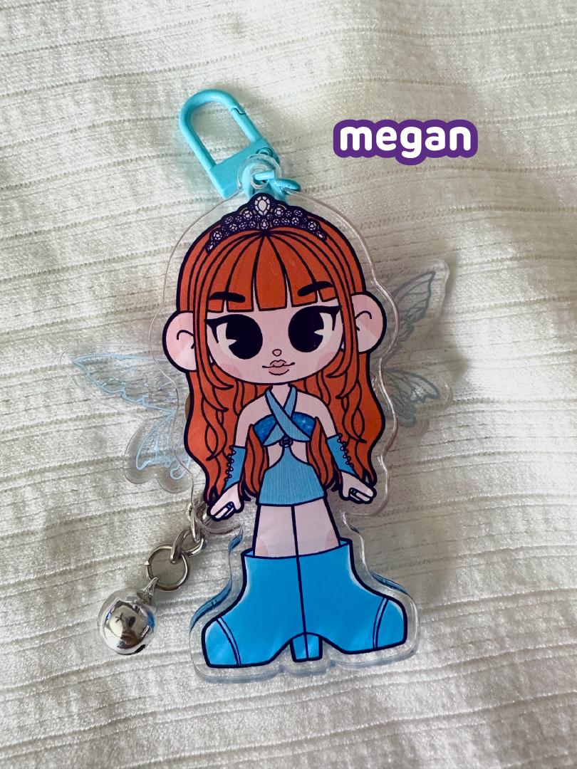 KATS EYE「WINXEYE」可動式ウィングキーホルダー - Etsy 日本