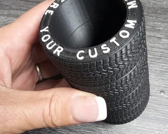 Gepersonaliseerde pennenhouder bandenstapel | Autojongens | Monteur | Bureau-organizer | Potloodbeker | Vaderdagcadeau | Racen