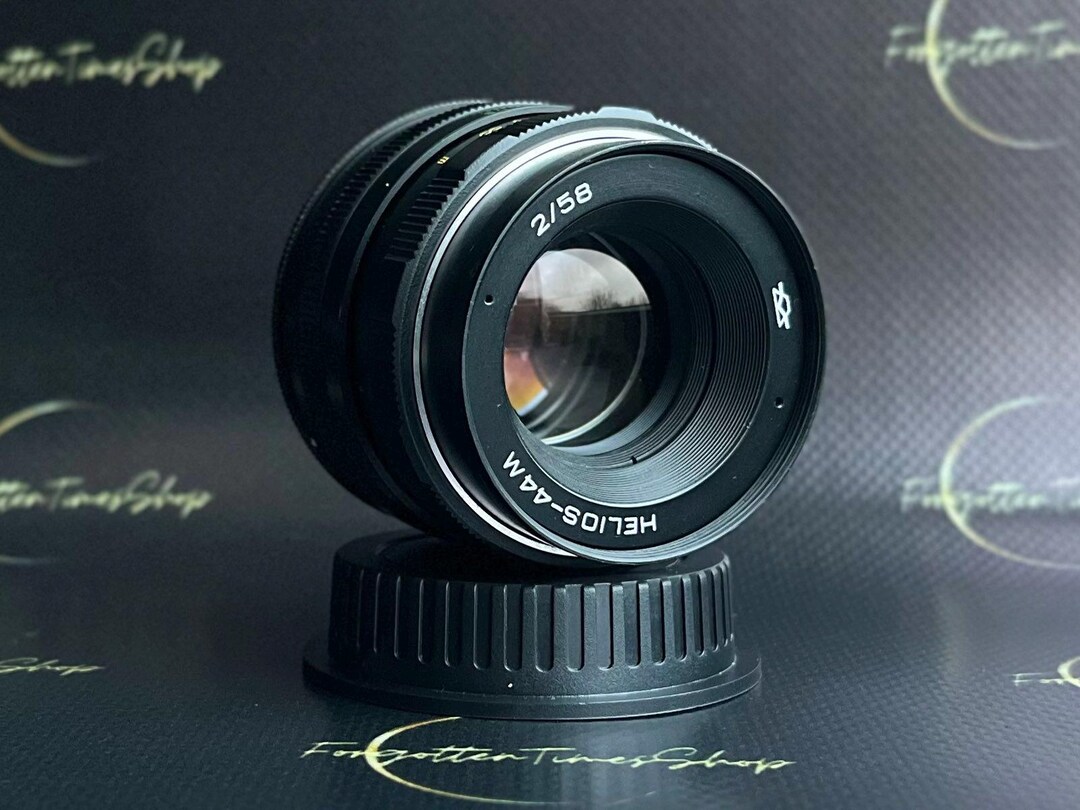 Helios-44 M 2/58 mm レンズ、Canon EF アダプター付き、Helios-44 M
