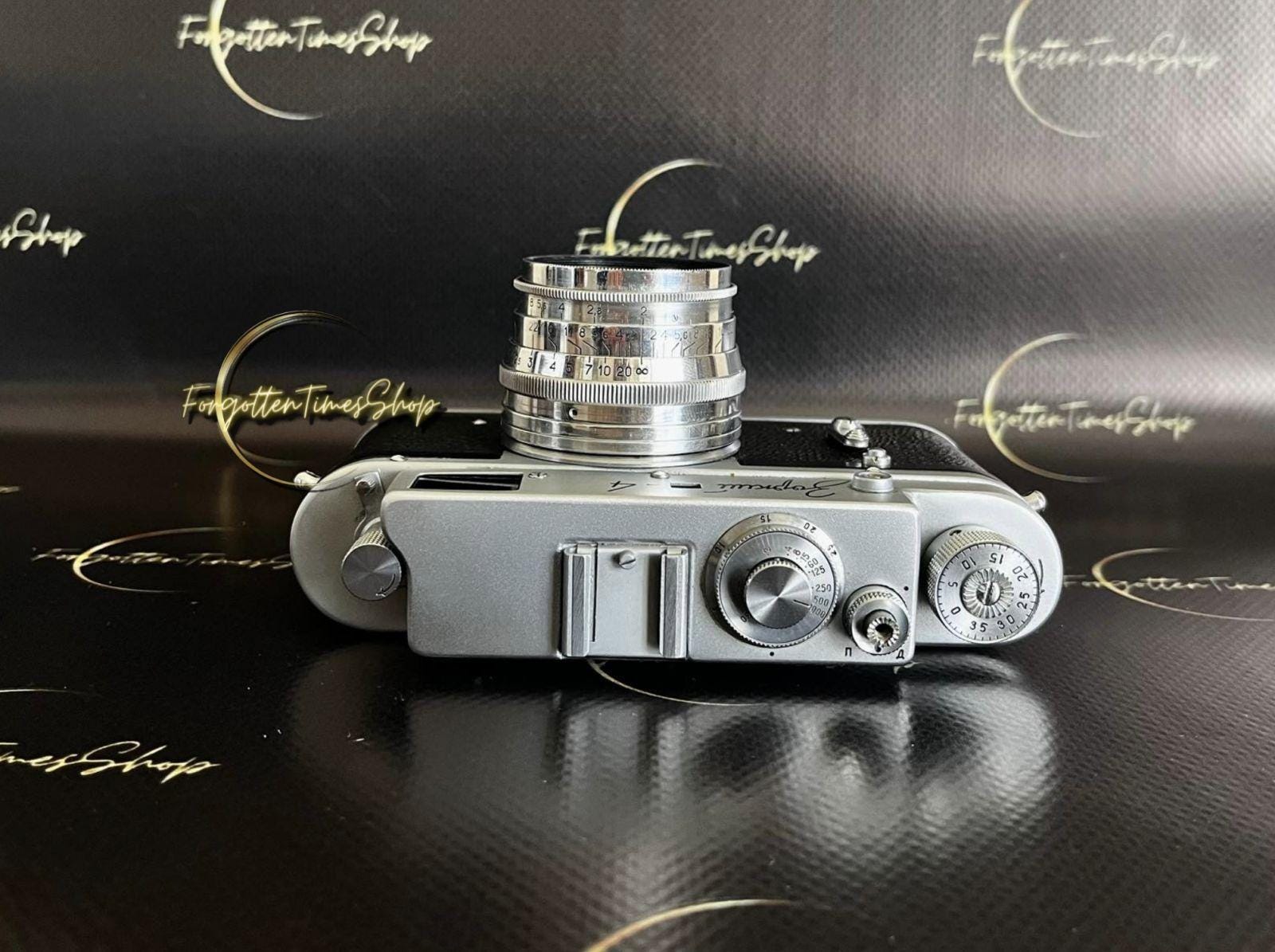 Zorki-4 ヴィンテージ ソビエト 35 mm レンジファインダーカメラ