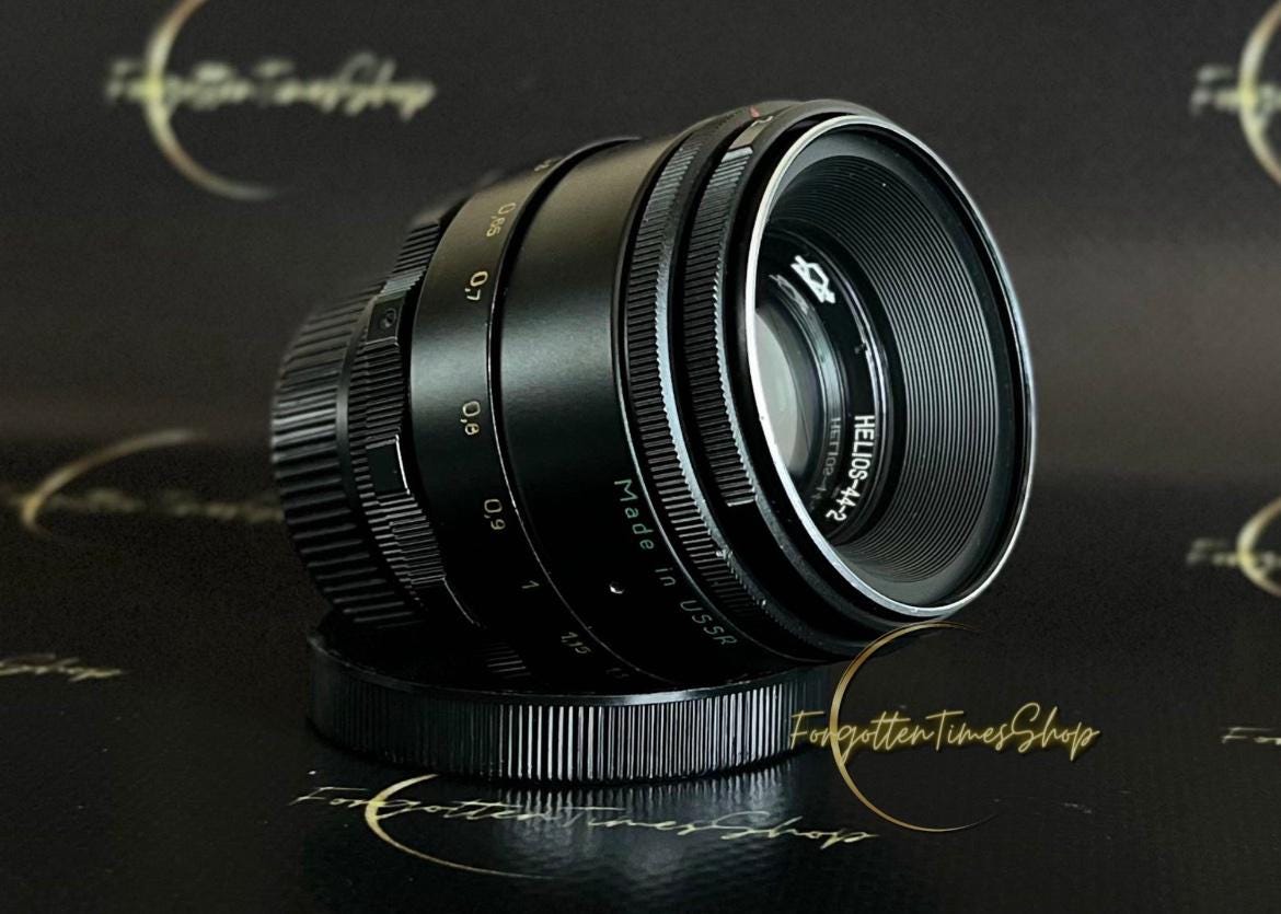 Helios-44-2 KMZ 58 Mm F/2.0 Vintage Lens, Beautiful Swirled Bokeh
