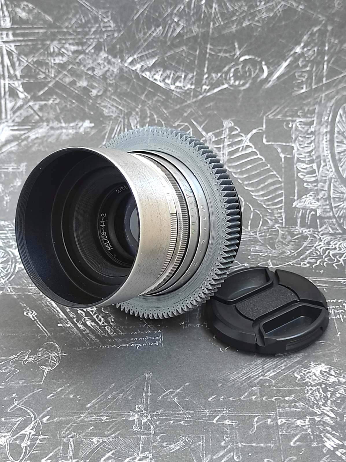 アナモフィック レンズ Helios 44-2 58 mm f/2.0 シネ モッド アナモフィック レンズ Helios 44-2 58 mm f/2.0 シネ モッド