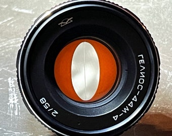 Lente anamórfica, flash âmbar com efeito bokeh, lente vintage Helios-44 M-4 2/58 mm Cine mod