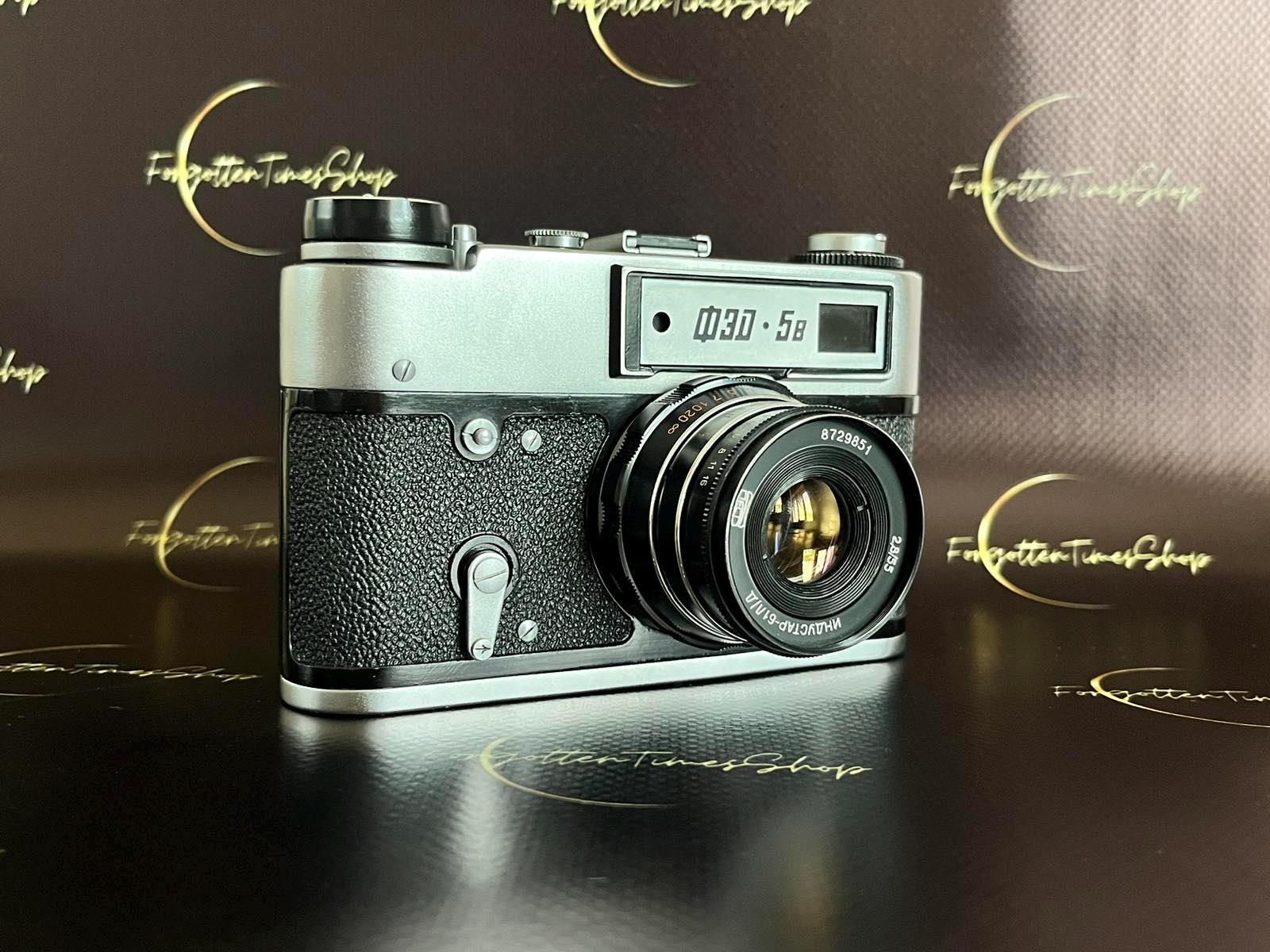 FED-5B ソビエト製ビンテージカメラ、Industar-61 L/D 2.8/55 レンズ