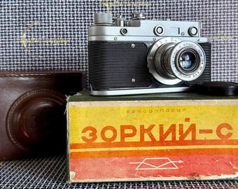 Zorki C 35mm Film Camera with Industar-22 Lens Original Box & Leather Case Vintage USSR