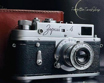 ゾルキ4 ヴィンテージ 35 mm フィルムカメラ（ジュピター8 レッド P 50