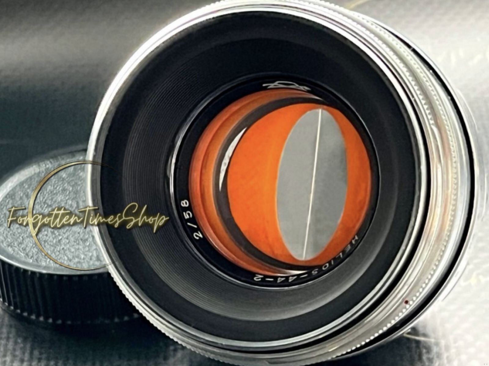 Anamorphic Lens Helios-44-2 KMZ 58mm F/2.0, Amber Flash With