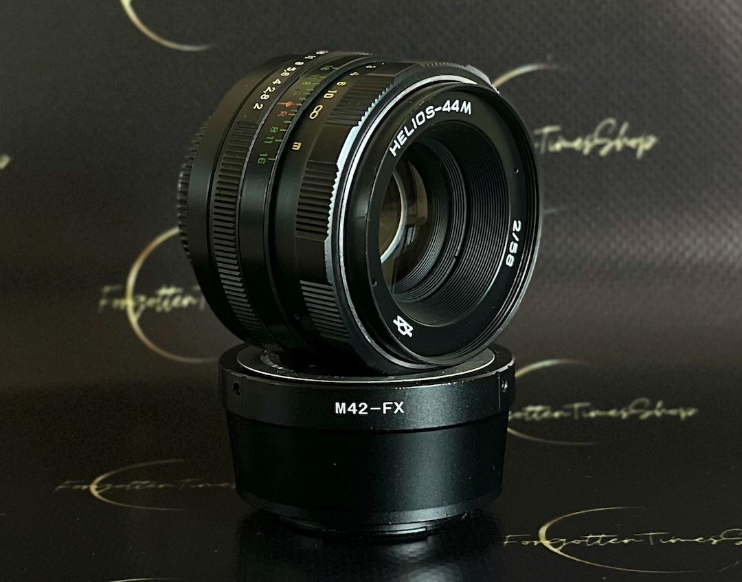 Helios-44 M 2/58 mm レンズと FujiFilm FX アダプター、ビンテージ