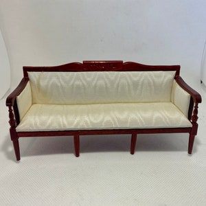 BESPAQ  "EMPIRE" CHAISE GOLD FINISH WITH MAROON FABRIC  FABULOUS DISPLAY PIECE! 