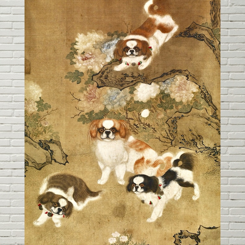 Puede incluir: Una pintura de cuatro perros peque&ntilde;os y esponjosos en un entorno de jard&iacute;n. Los perros son marrones, blancos y negros con pelo largo. Est&aacute;n rodeados de flores y vegetaci&oacute;n. La pintura est&aacute; realizada en un estilo chino tradicional.