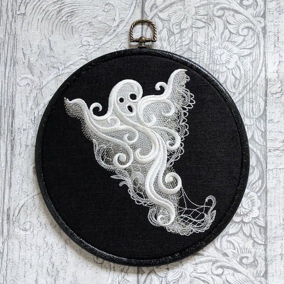 EMBROIDERY ON CANVAS: A COOL GLOW-IN-THE-DARK HALLOWEEN PROJECT — Pam Ash  Designs