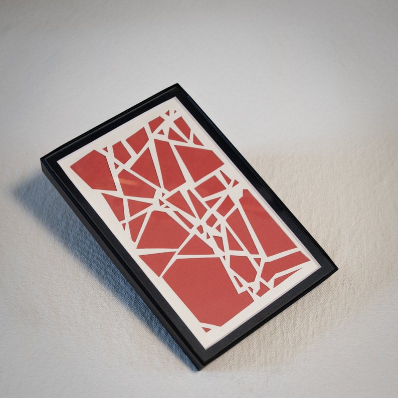 Red and White Graffiti Brick Shatter Pattern 4 x 6