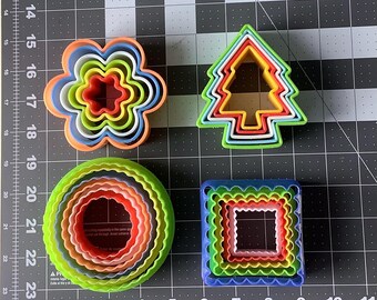 Cookie Cutters Set 22 pcs., Circle, Square, Flowers, Christmas Tree, plastic.