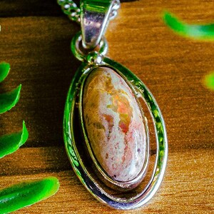 Colgante de Ópalo Mexicano en Plata 950, Collar de Ópalo Fuego, Joya Artesanal, Piedra de Octubre, Collar con Ópalo