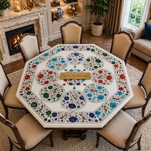 Tavolo ottagonale in pietra dura realizzato a mano, tavolo da pranzo con intarsi floreali in marmo, mobile di lusso di grande impatto.