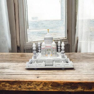 Handcrafted Makrana Marble Taj Mahal Model ideal For Home Decor Unique Symbol of love gift for anniversaries, weddings Valentine&#39;s Day
