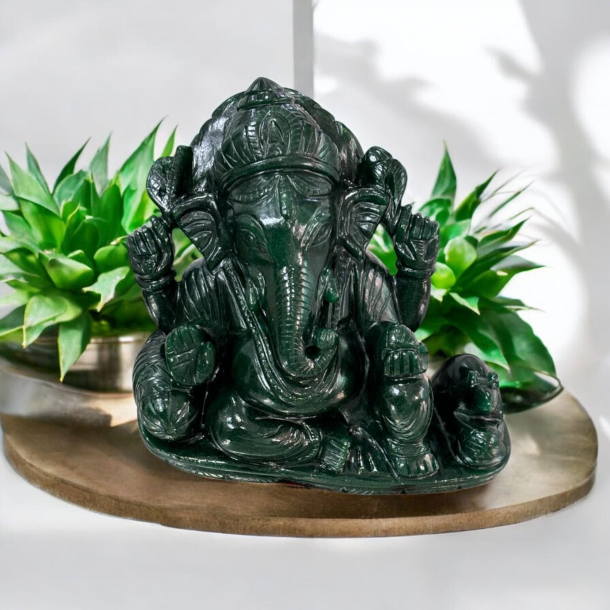 天然翡翠石ガネーシャ神像 幸運のお守り＆ヴァーストゥホーム