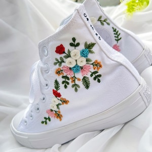 Wedding Converse Full White/Bridal Converse/Embroidered Converse/Embroidered Sneakers Colorful Flower Bouquets/Flower Converse/Logo Converse