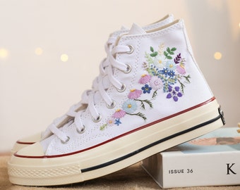 Embroider Converse High Tops for Bride, Custom Converse Chuck Taylor Embroidered Bridal Flowers, Embroidered Converse Custom Wedding Flowers