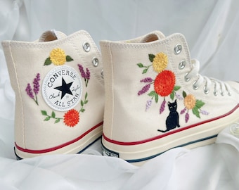 Converse Pet/Bridal Converse/Custom Cat/Embroidered Converse/Flower Converse/Custom Sneakers Colorful Flower Bouquets/Customized Converse