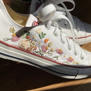 Wedding Converse/Bridal Converse/Embroidered Low Converse Light Rose Strip/Embroidered Sneakers Wedding Bouquets
