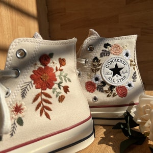 Wedding Shoes/Embroidered Converse/Converse High Tops Custom Red Flower/Bridal Converse Chuck Taylor 1970s Embroidered Flowers/Wedding Gifts