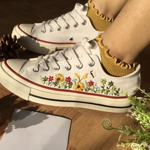 Embroidered Converse/Flower Converse/Converse LOW Tops/Converse Embroidered Flower Garden for Bride/Wedding Gift