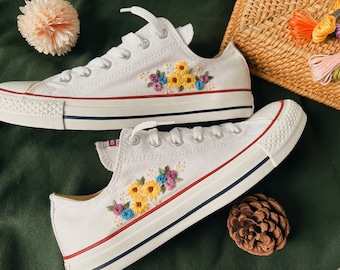 Embroidered converse/Custom Converse Flower/Embroidered Sneakers Sunflowers And Roses/Embroidered Low Converse/Flower Converse/Gift For Her