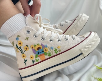 Embroidered Converse/Converse High Tops/Flower Converse/Embroidered Sneakers Sunflowers And Stick Pots/Floral Converse Chuck Taylor 1970s