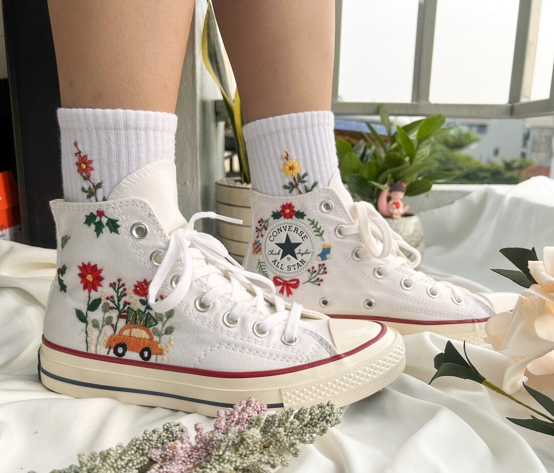 早い者勝ち　UND FLOWER RAISED EMBROIDERY TOP XZQYJKP Embroidery T-Shirts Women Baggy Clothes O-Neck