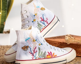 Custom Embroidery Converse 1970s, Ocean Embroidered Shoes, Fish and Jellyfish Embroidered Converse Custom, Unique Gifts for Divers