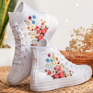 Wedding Shoes for Bride , Bridal Flowers Embroidered Converse Custom, Wedding Flowers Embroidered Sneakers, Bridal Sneakers Personalized