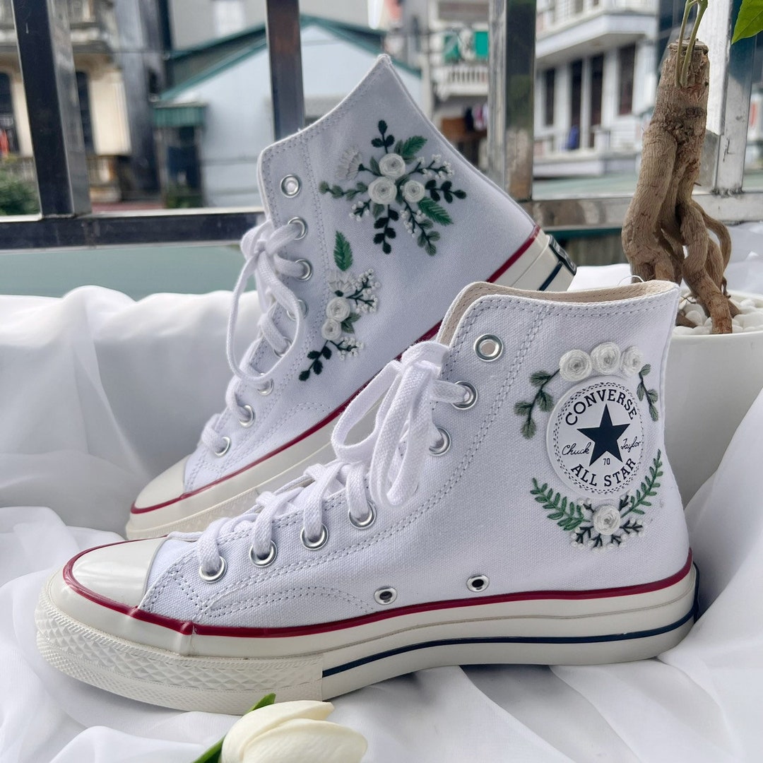 Kan niet lezen of schrijven Toezicht houden Correlaat Embroidered Converse/ Wedding Sneakers/converse High Tops - Etsy