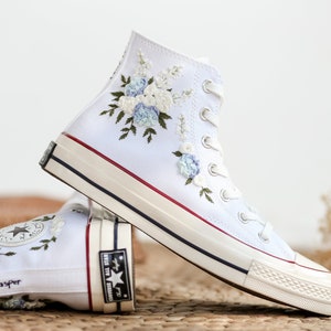 wedding sneaker for bride