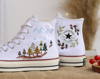 Hand Embroidered Converse High top Personalized Holiday Christmas Shoes in White, Sneakers Embroidered with Christmas Motifs, Christmas Gift
