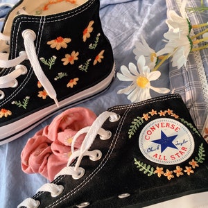 Embroidered Converse Shoes/ Flower Converse Shoes/ Converse Custom Flower Embroidery / Converse Chuck Taylor Embroidery Logo/ Gift For Her