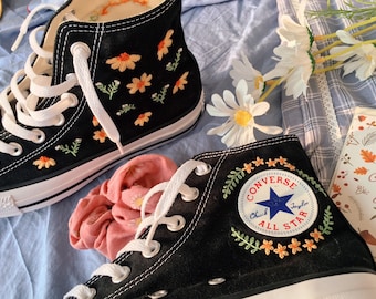 Embroidered Converse Shoes/ Flower Converse Shoes/ Converse Custom Flower Embroidery / Converse Chuck Taylor Embroidery Logo/ Gift For Her