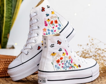 Custom Wedding Sneaker Platform for Bride, Flowers Embroidered Converse, Bridal Flowers Embroidered Shoes, Personalized Sneakers for Wedding