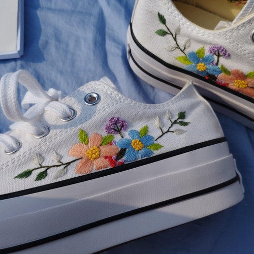 Custom Converse Platform Flower Embroidery/ Embroidered Low shops Converse/ Wedding Shoes Custom Converse Chuck Taylor 1970s Embroidery Logo
