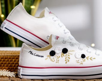 Zapatillas bajas Converse bordadas, Converse con flores bordadas, Converse bajas con bordado floral, Zapatos con flores bordadas, Regalo para ella