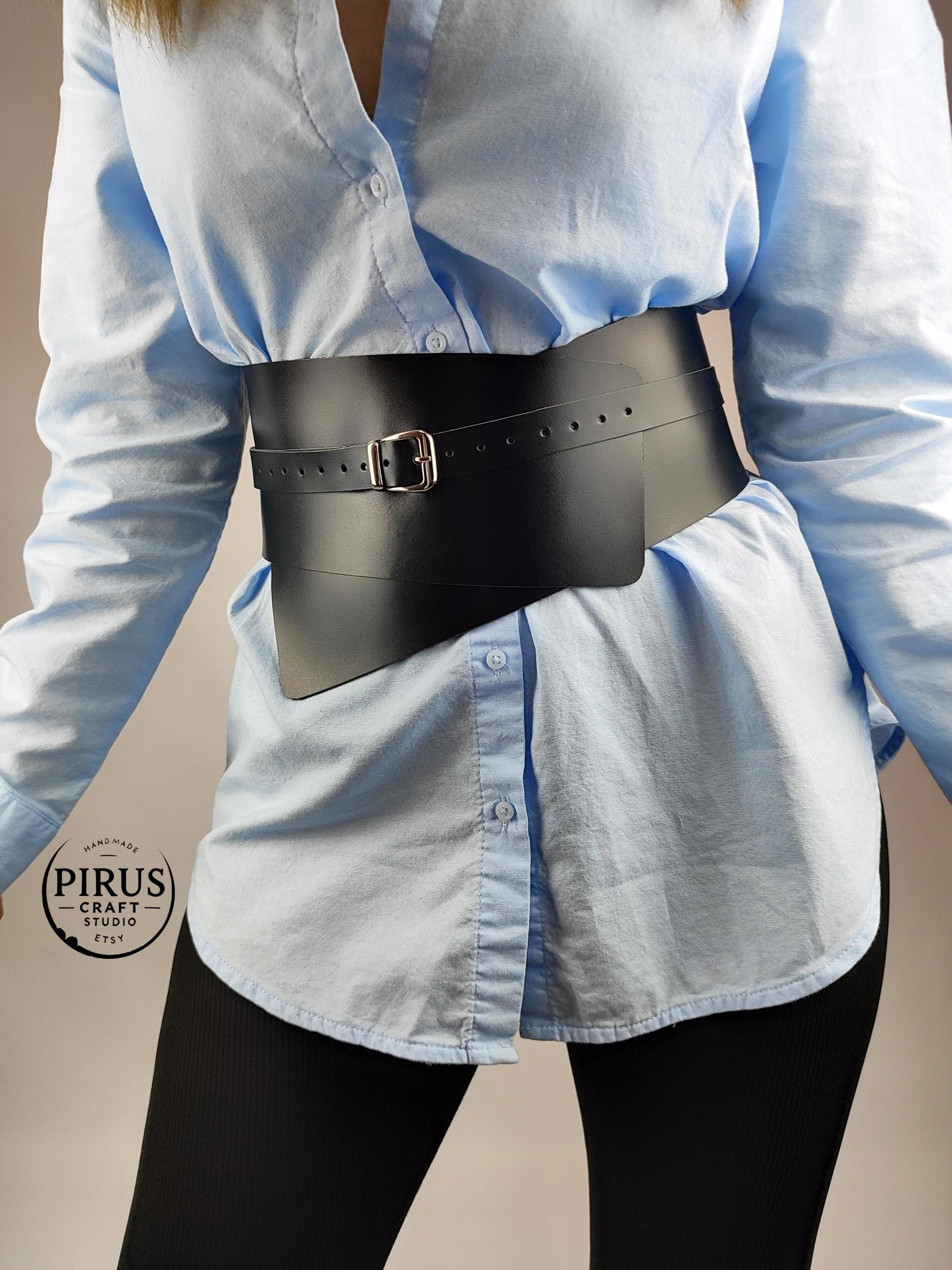 Wide Underbust Leather Corset Belt – Handmade Design - Etsy