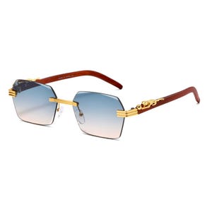Gafas de sol vintage de lujo multicolor con montura de pantera de madera dorada y plateada con hexágonos pulidos.