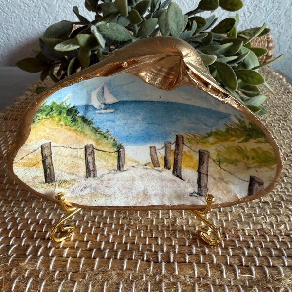 Handmade Clamshell Trinket Dish: Coastal Jewelry Holder with Gold Edge