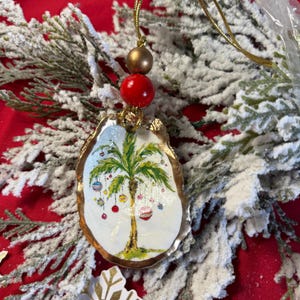 Decoupage Oyster Shell Ornament: Beachy Palm Tree Christmas Decor