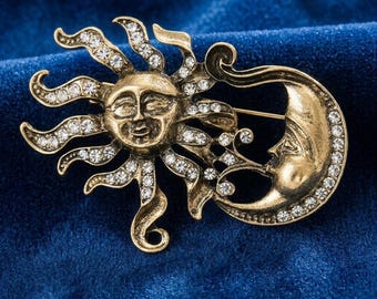 Celestial Moon and Sun Pin - Vintage Style Cosmic Fashion Accessory