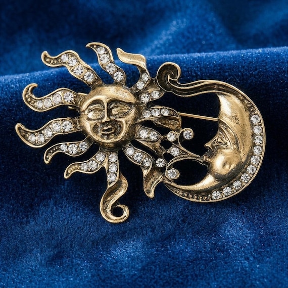 Celestial Moon and Sun Pin - Vintage Style Cosmic Fashion Accessory