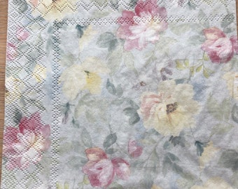 Papieren servetten voor decoupage 4x pastelbloemen