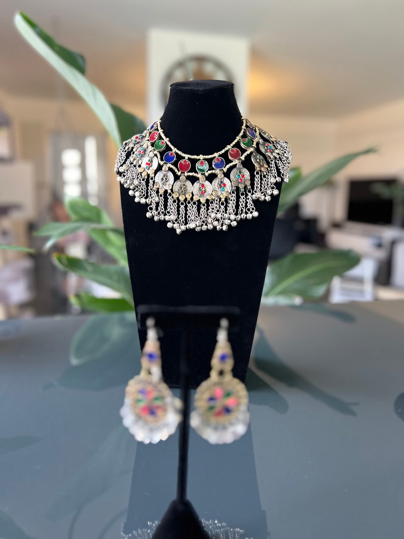 Kuchi Necklace and Earrings Set image 3