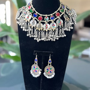 Ensemble collier et boucles d'oreilles Kuchi image 1